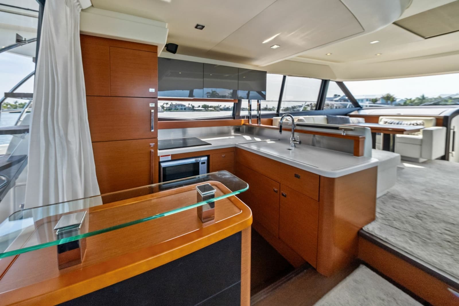 2015 Prestige 550 'Legacy'