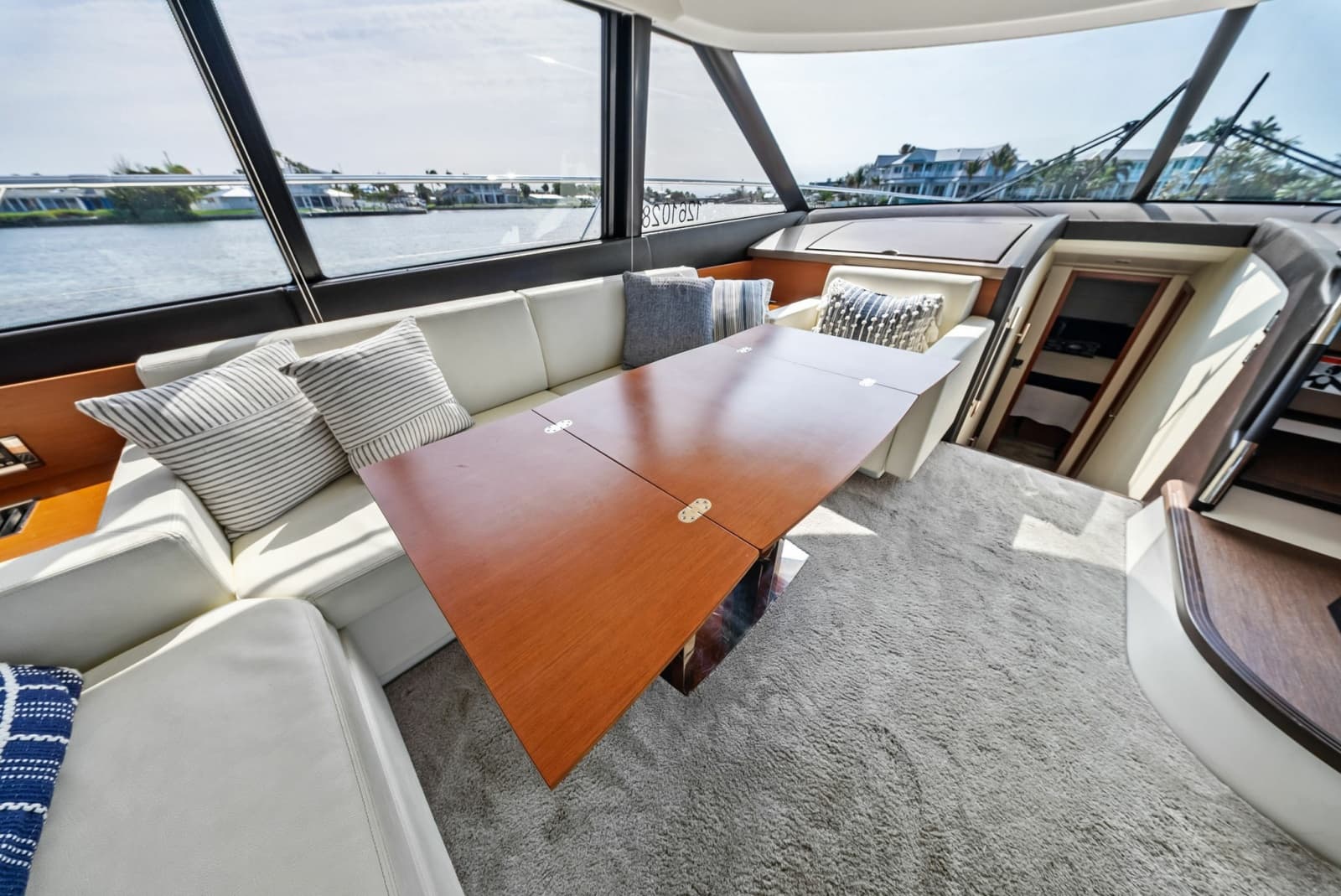 2015 Prestige 550 'Legacy'