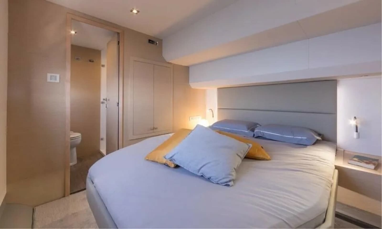 2018 Fountaine Pajot MY 44