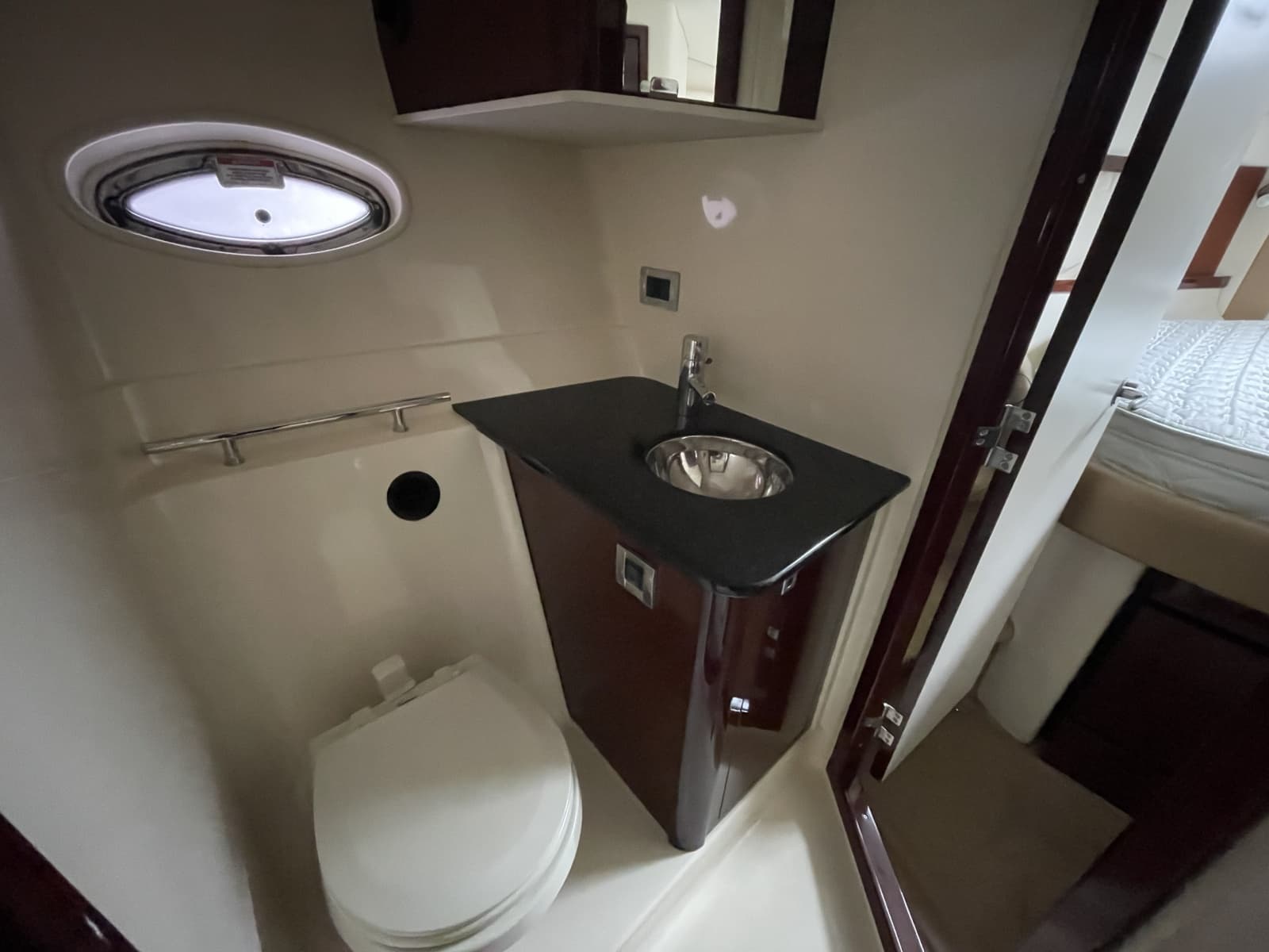 2010 Sea Ray 390 Sundancer