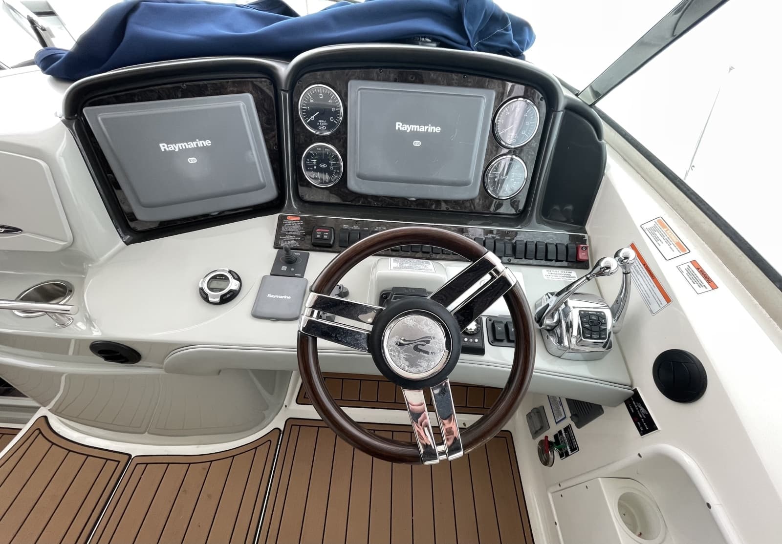 2010 Sea Ray 390 Sundancer