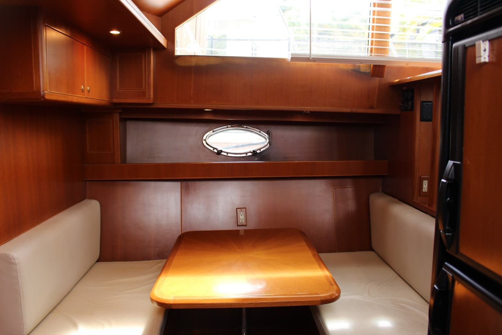 2007 Jefferson Motor Yacht