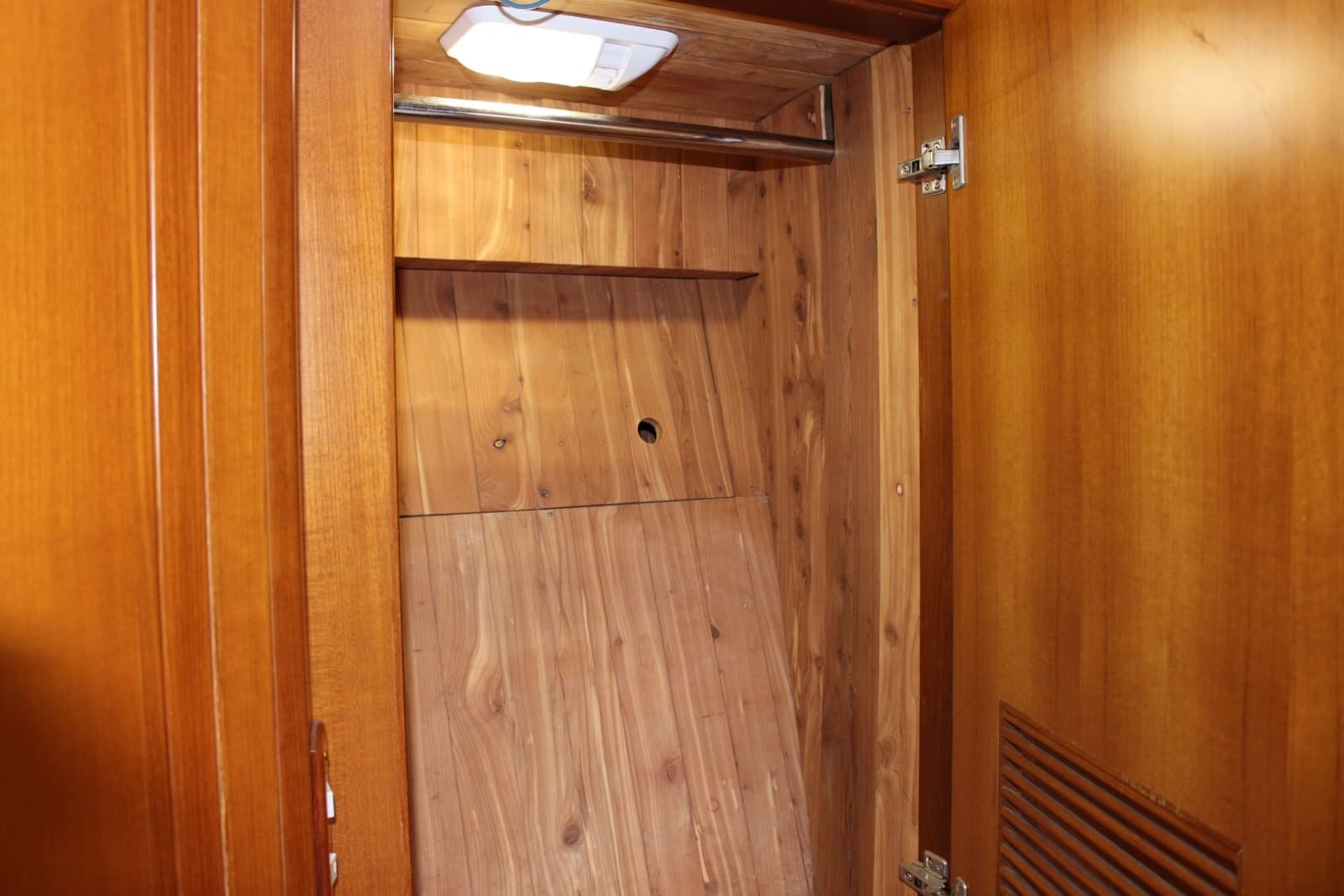 2007 Jefferson Motor Yacht