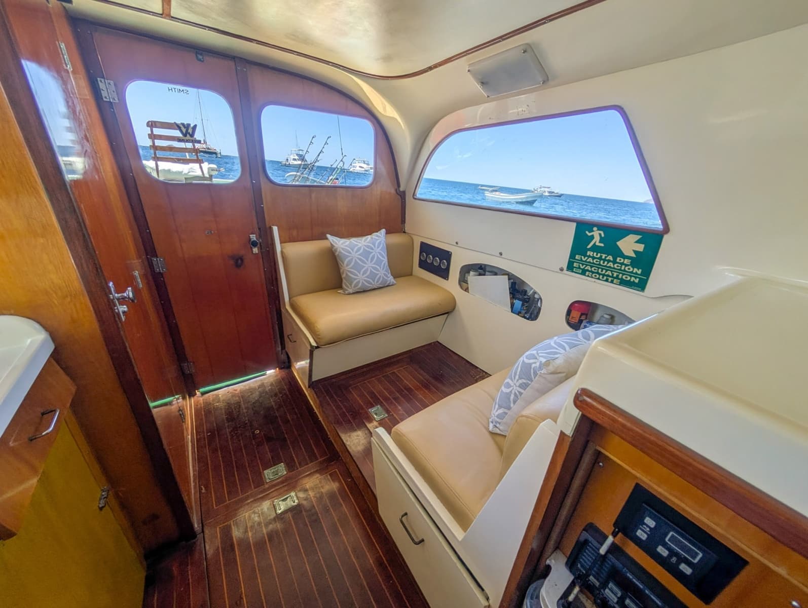 1973 Bertram Sportfisher