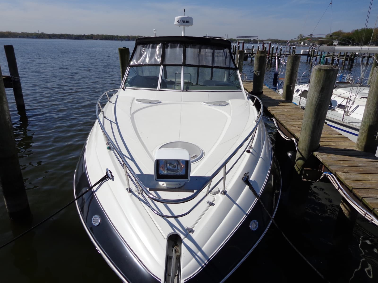 2008 Cruisers Yachts 330/350 Express