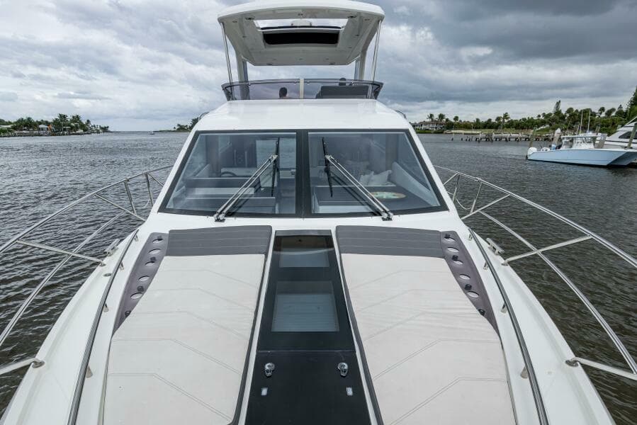 2020 Galeon 550 Fly