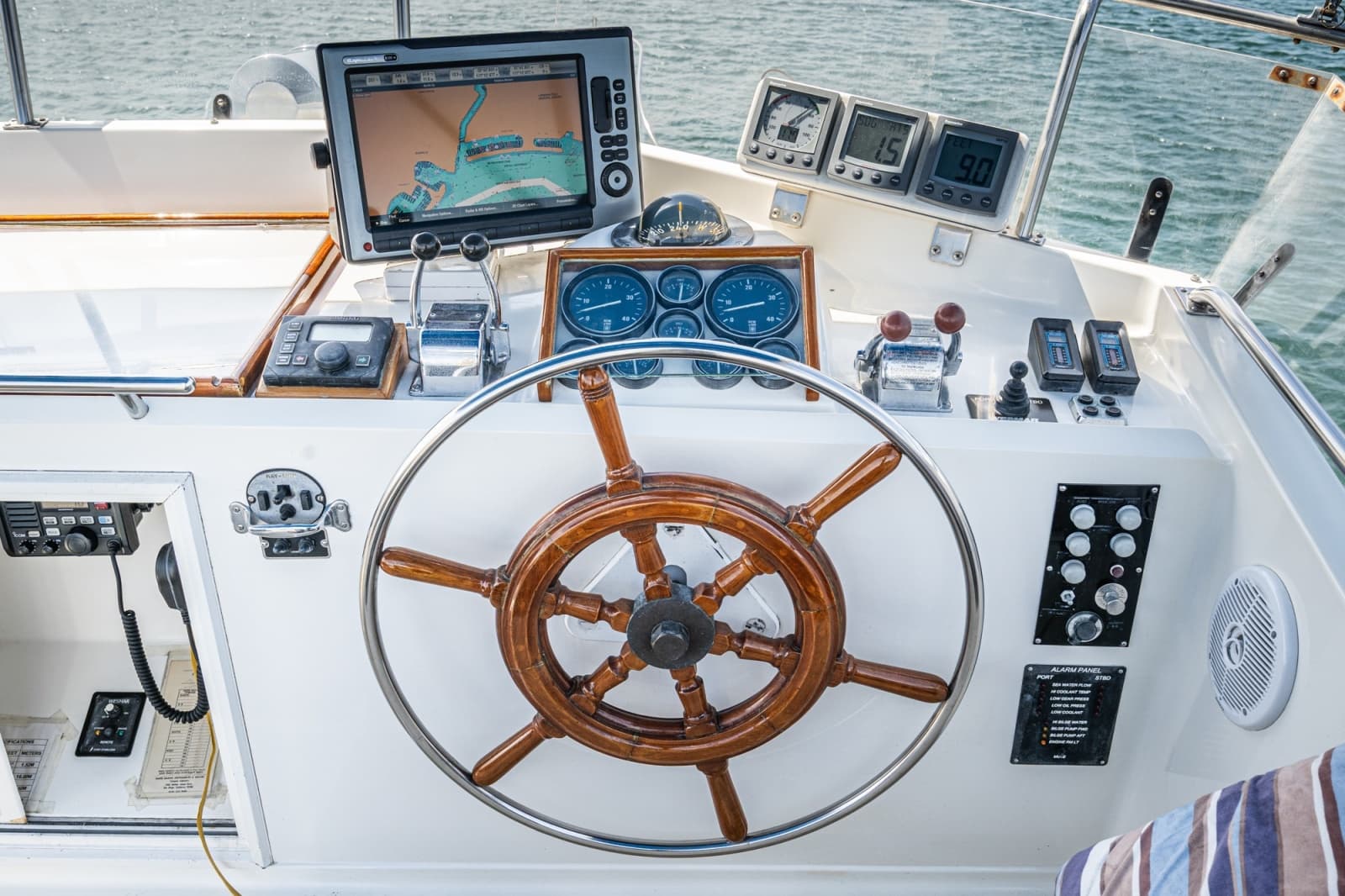 1987 Grand Banks 47 motoryacht