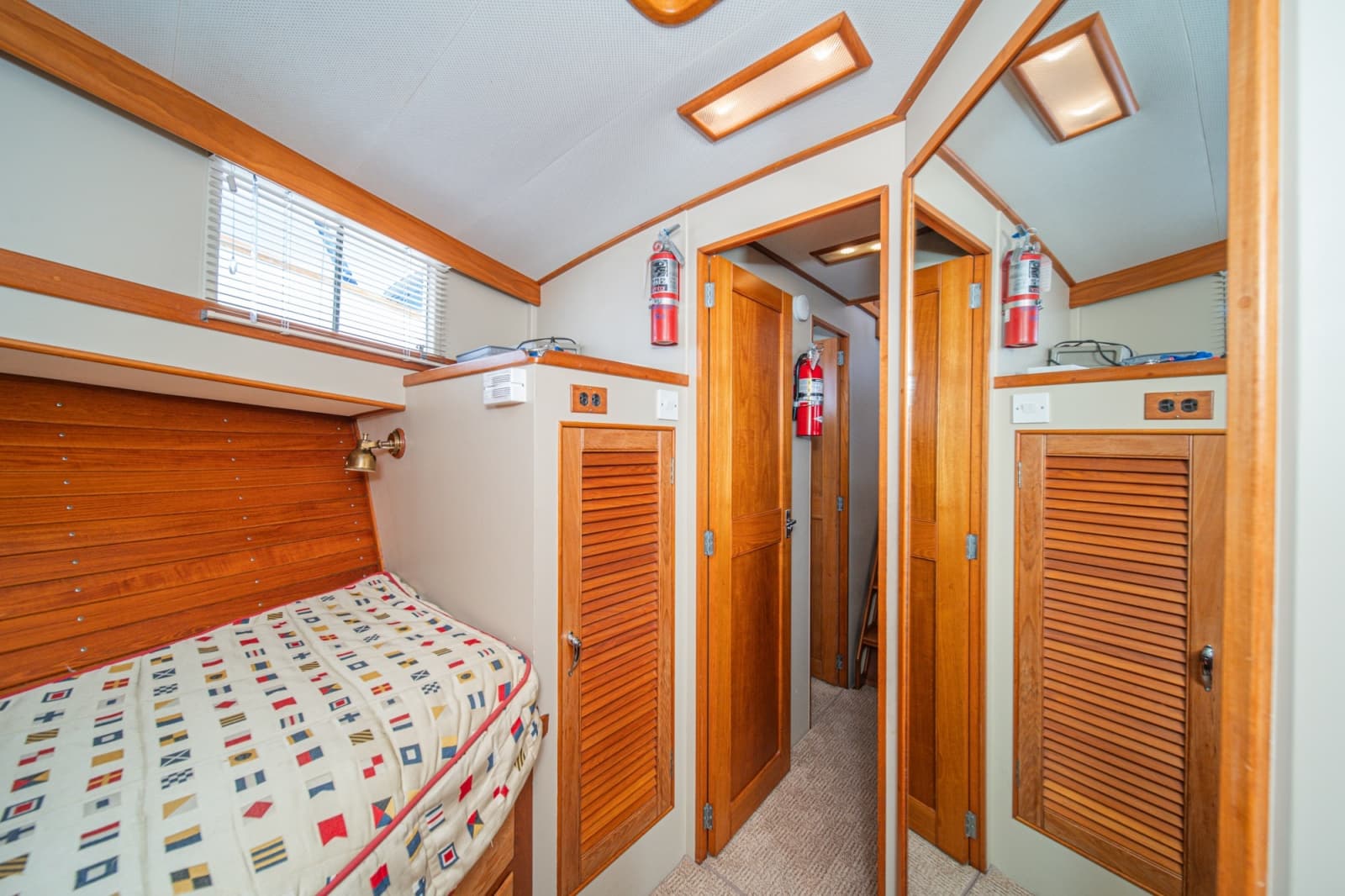 1987 Grand Banks 47 motoryacht