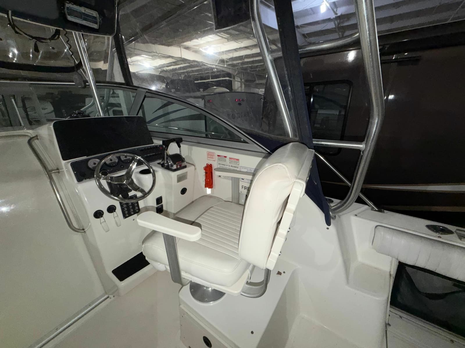 2001 Boston Whaler 26 Conquest