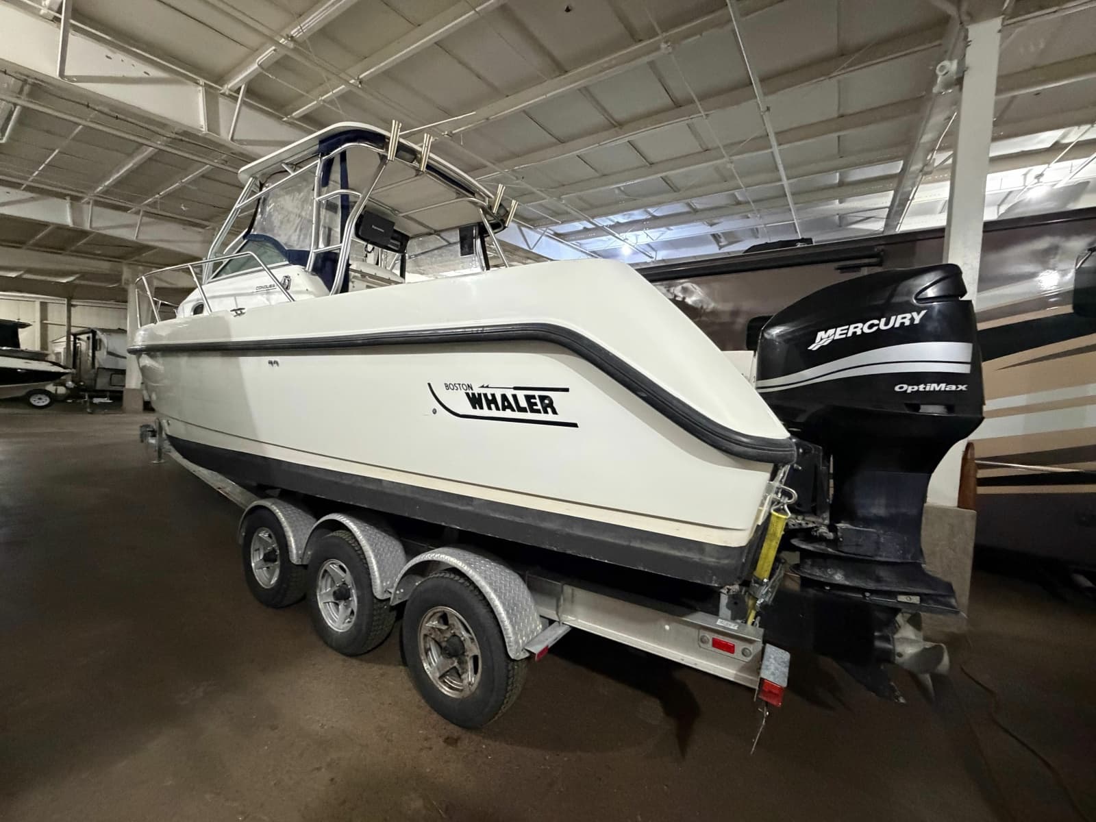 2001 Boston Whaler 26 Conquest