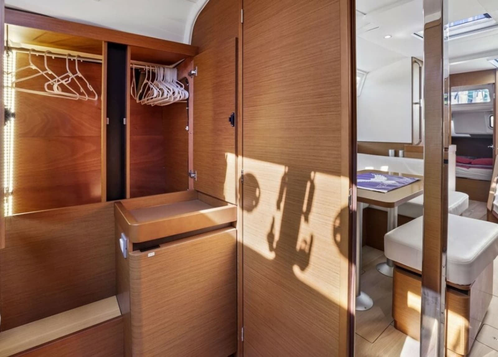 2018 Jeanneau Sun Odyssey 440