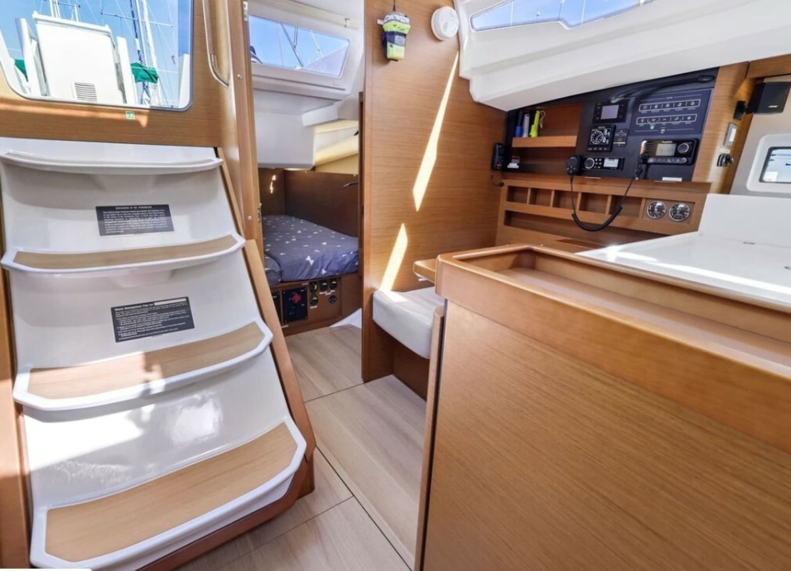 2018 Jeanneau Sun Odyssey 440