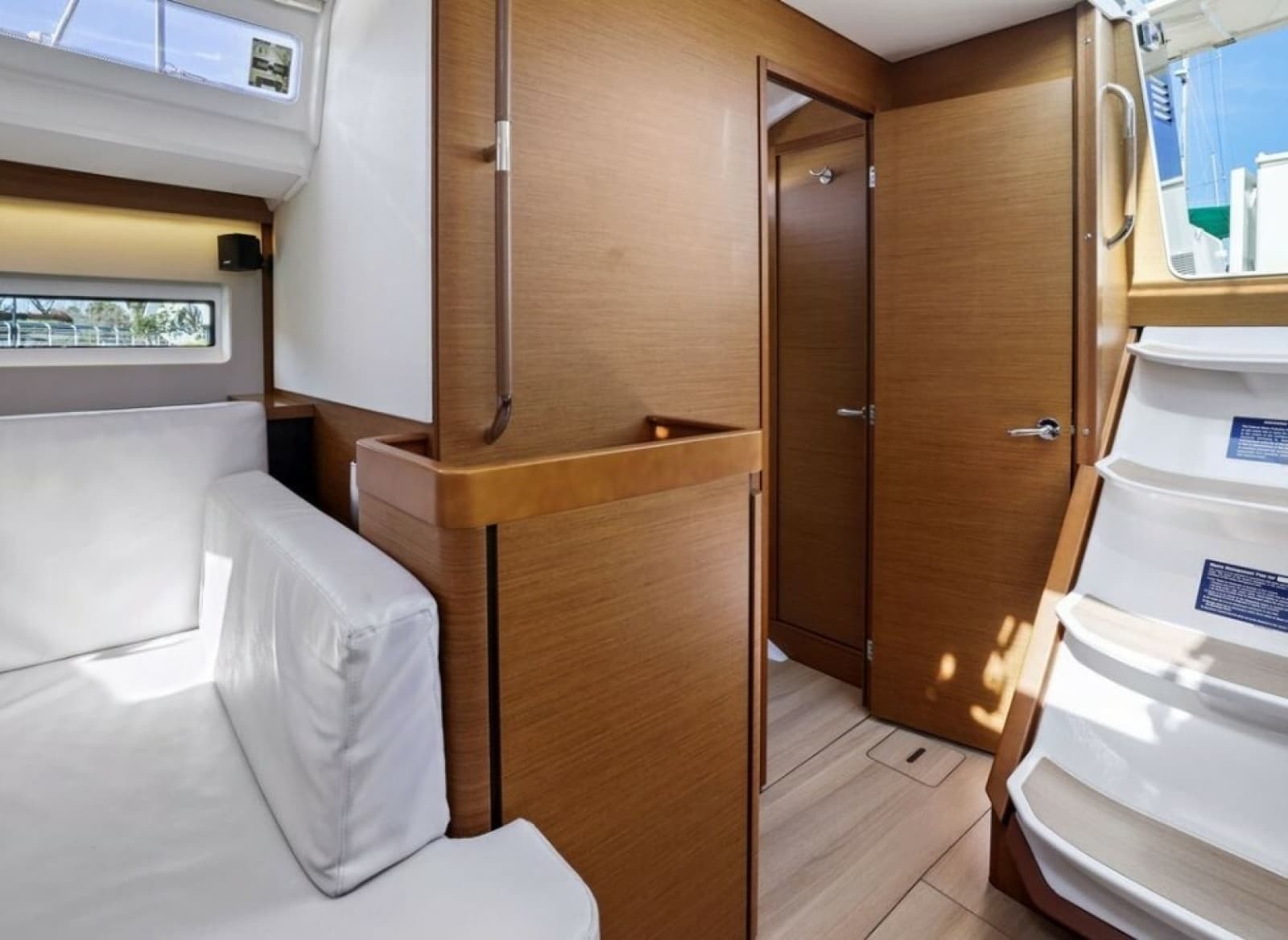 2018 Jeanneau Sun Odyssey 440