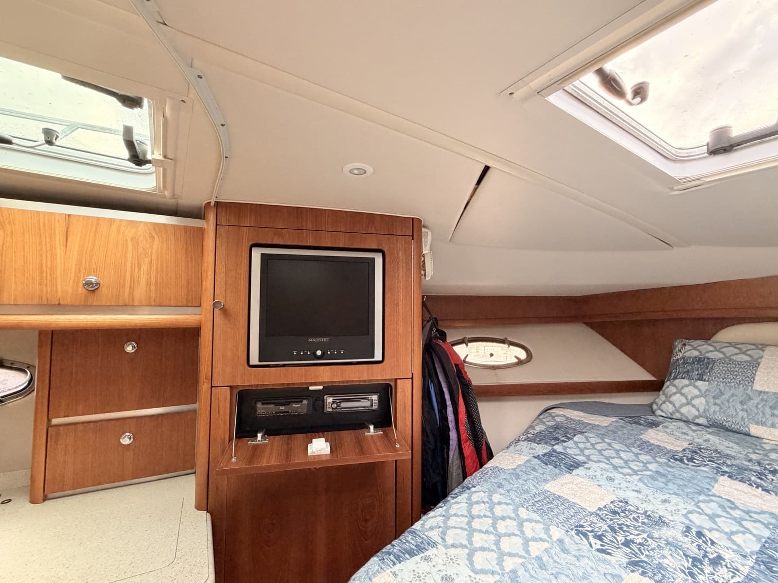 2007 Tiara Yachts 3200 Open - Photo 24