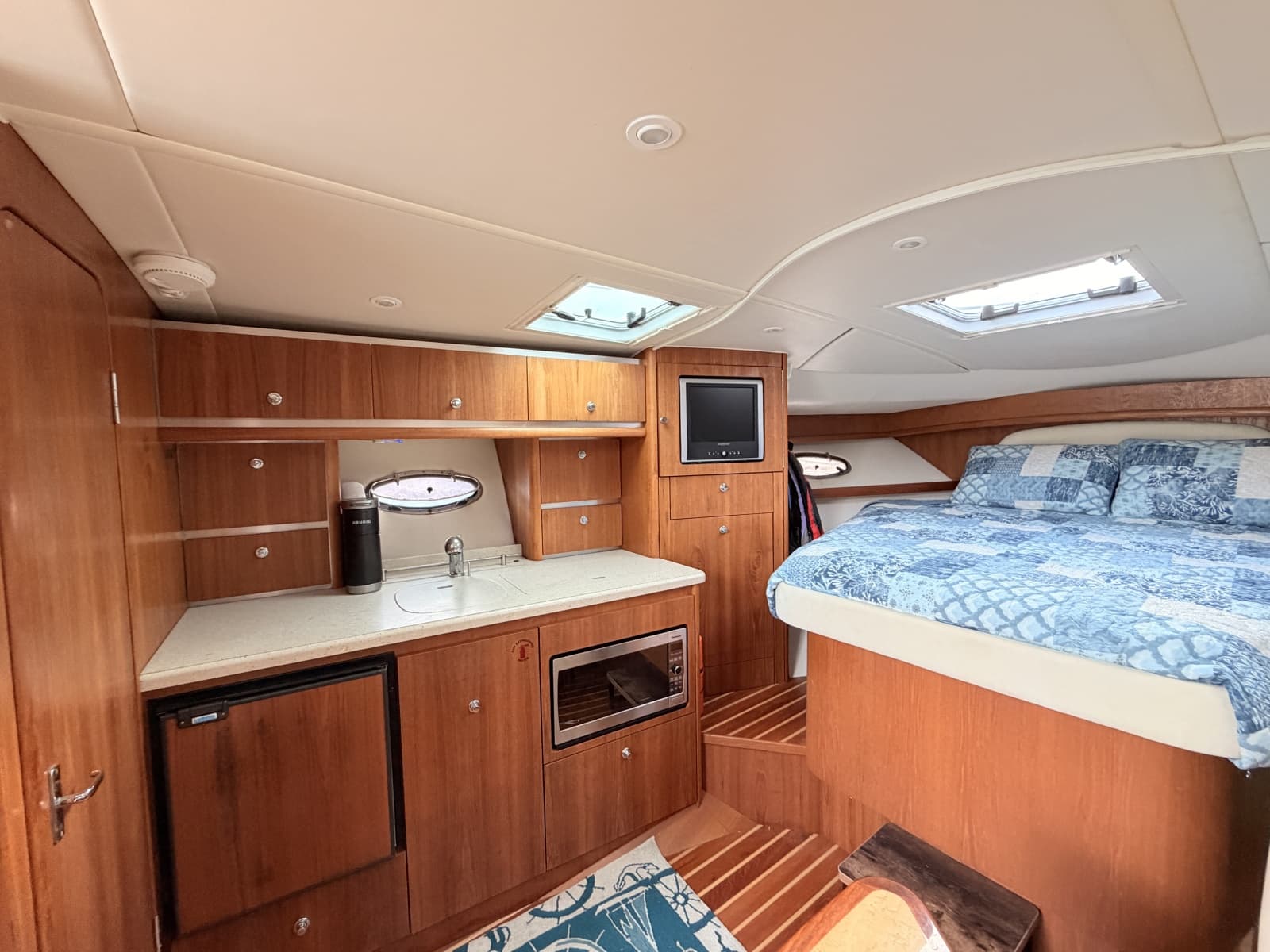 2007 Tiara Yachts 3200 Open - Photo 23