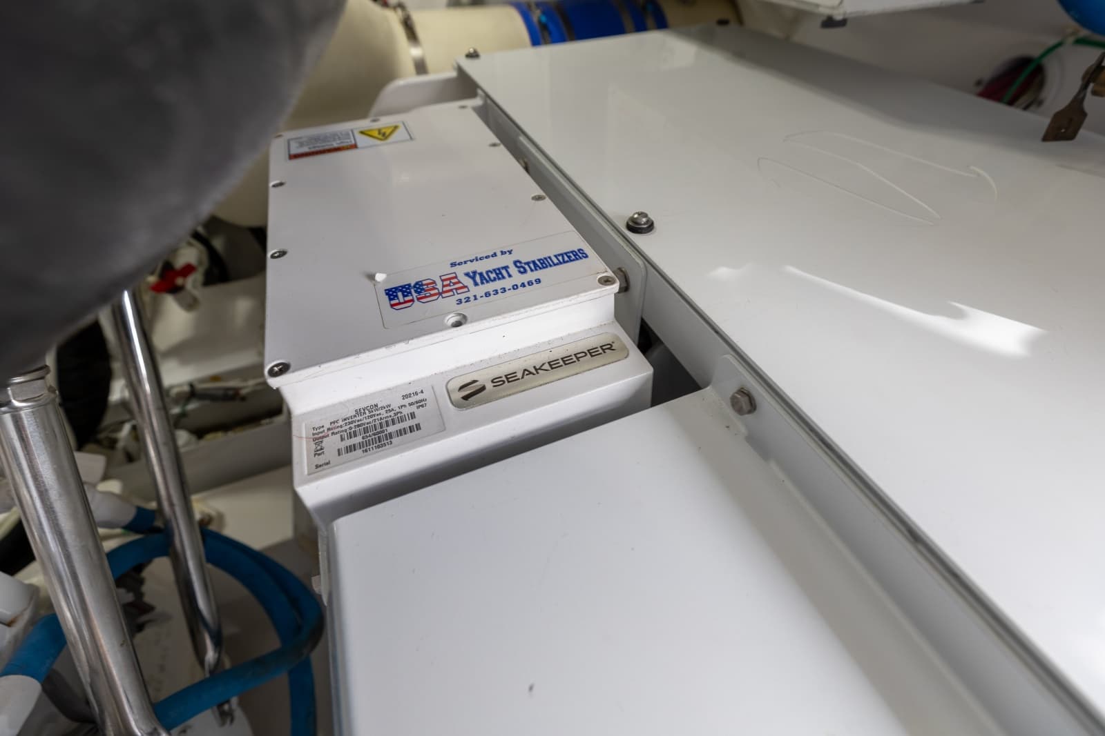 2018 52 Viking Sport Tower Wild Eagle Seakeeper (3)