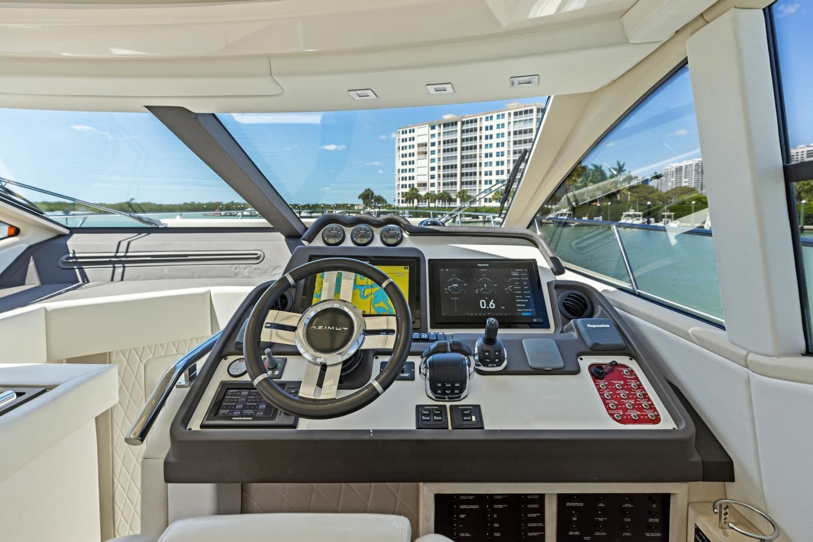2015 Azimut 55S