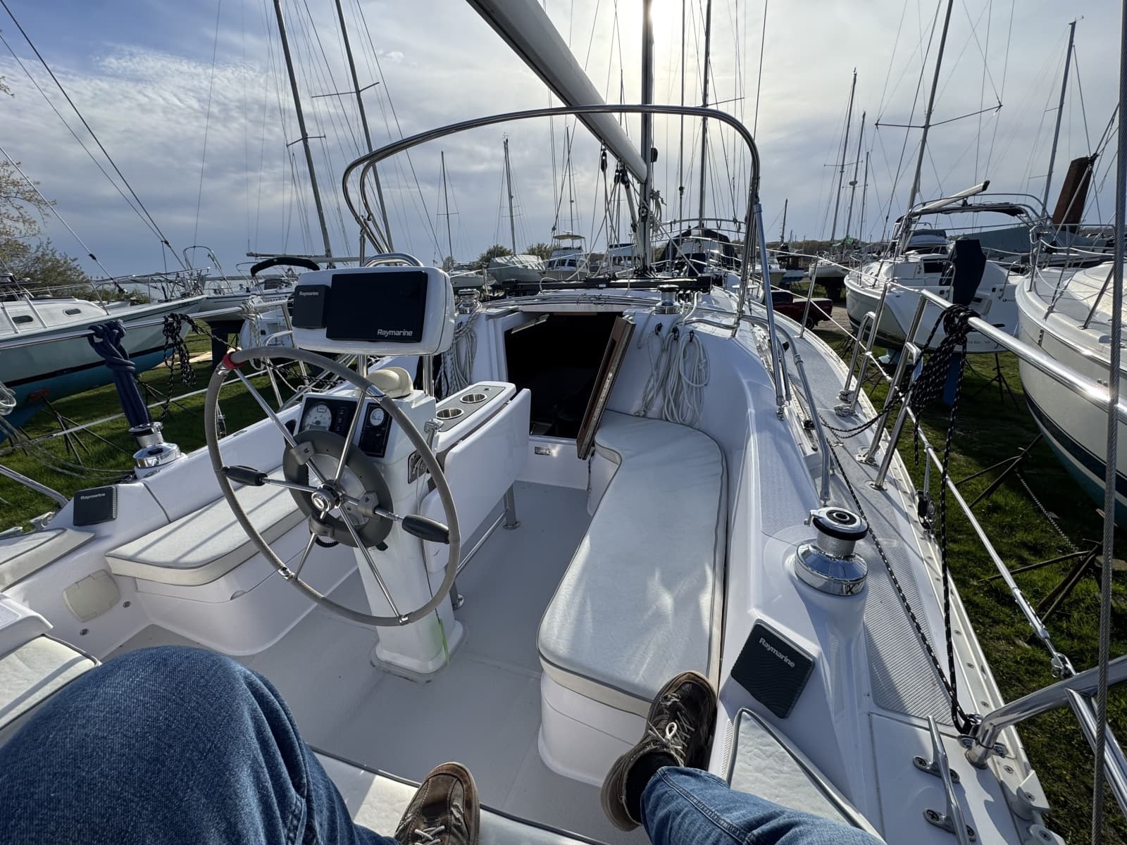 2019 Catalina 315 - Photo 7