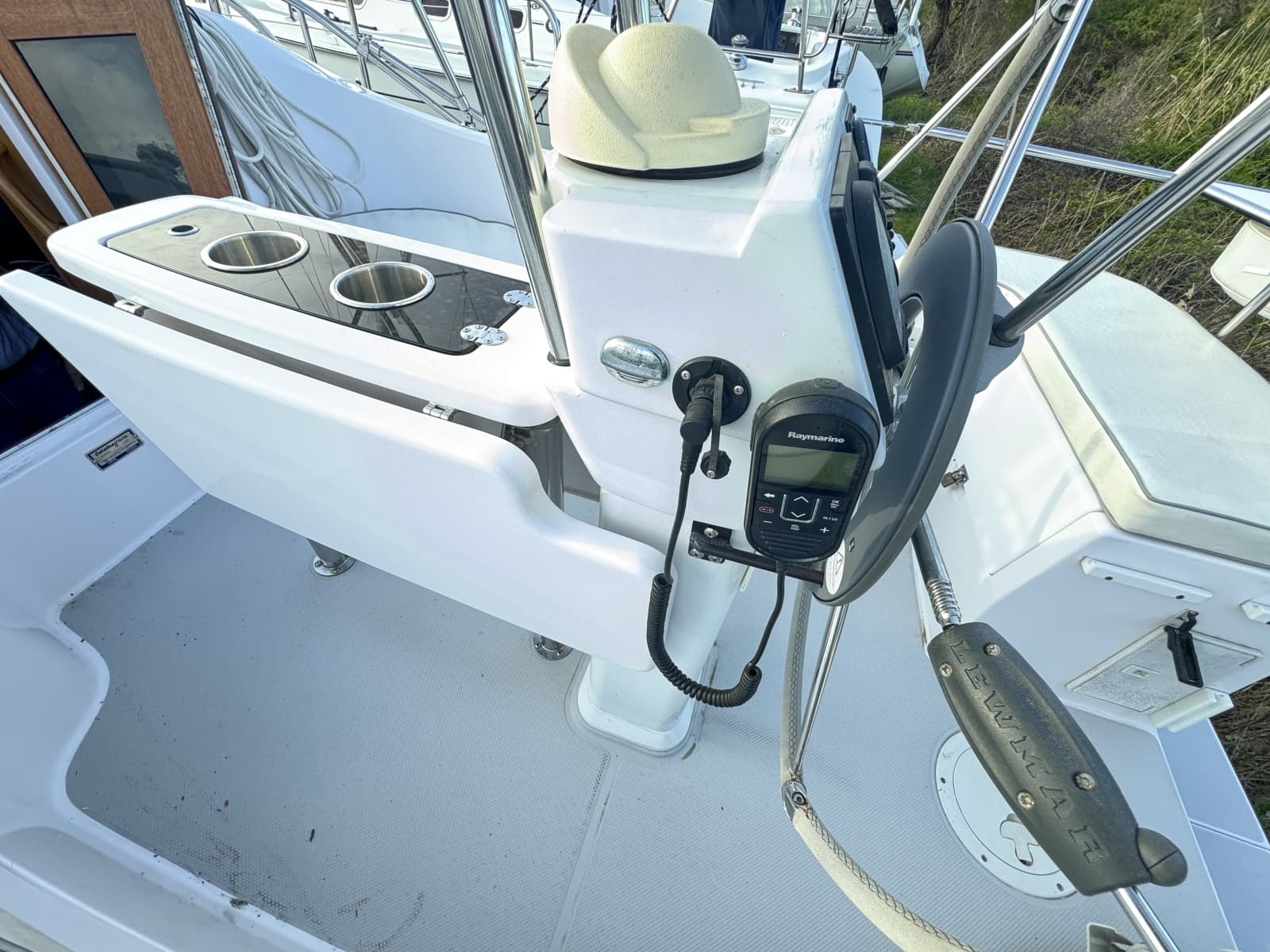 2019 Catalina 315 - Photo 9