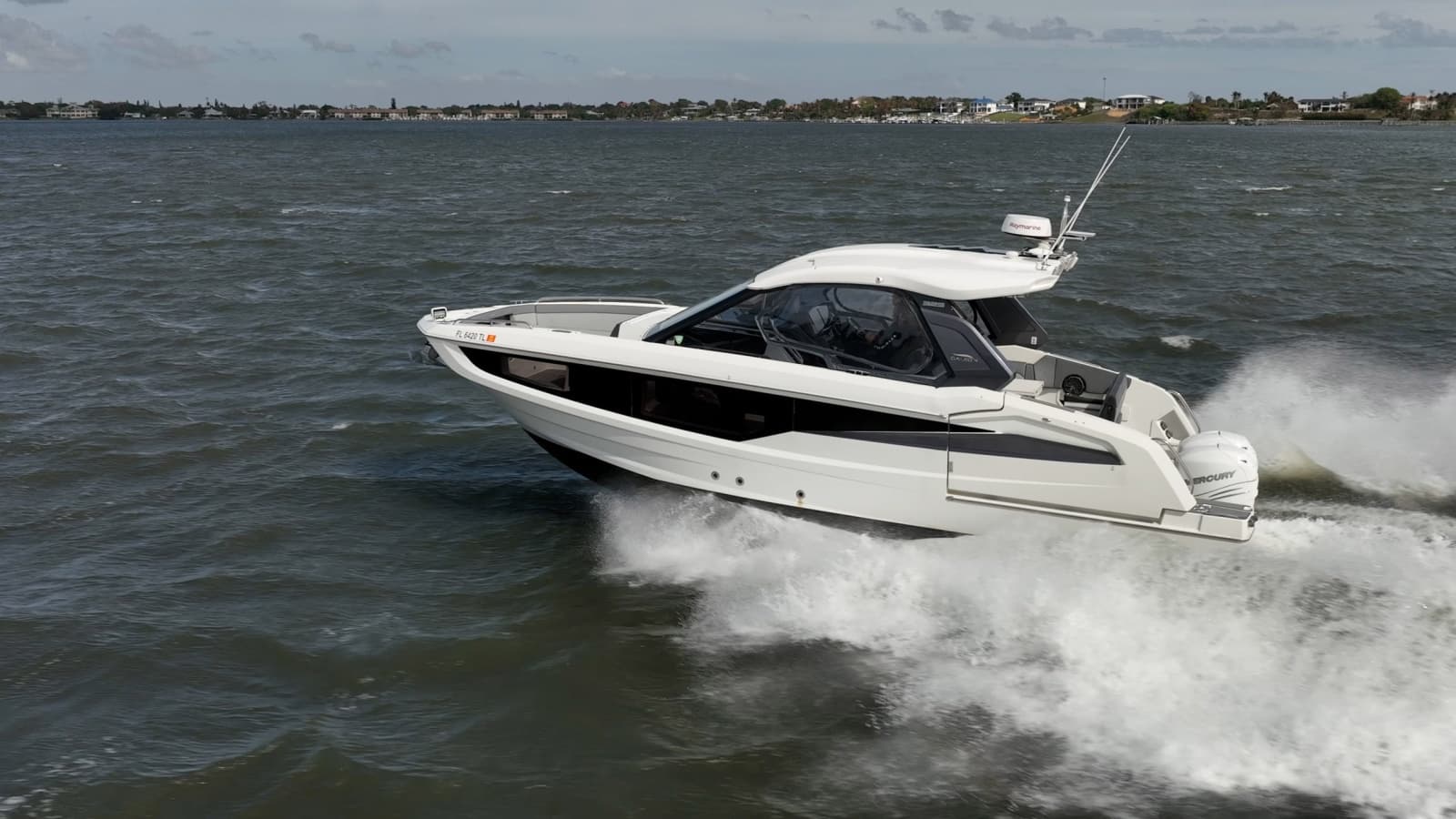 2023 Galeon 