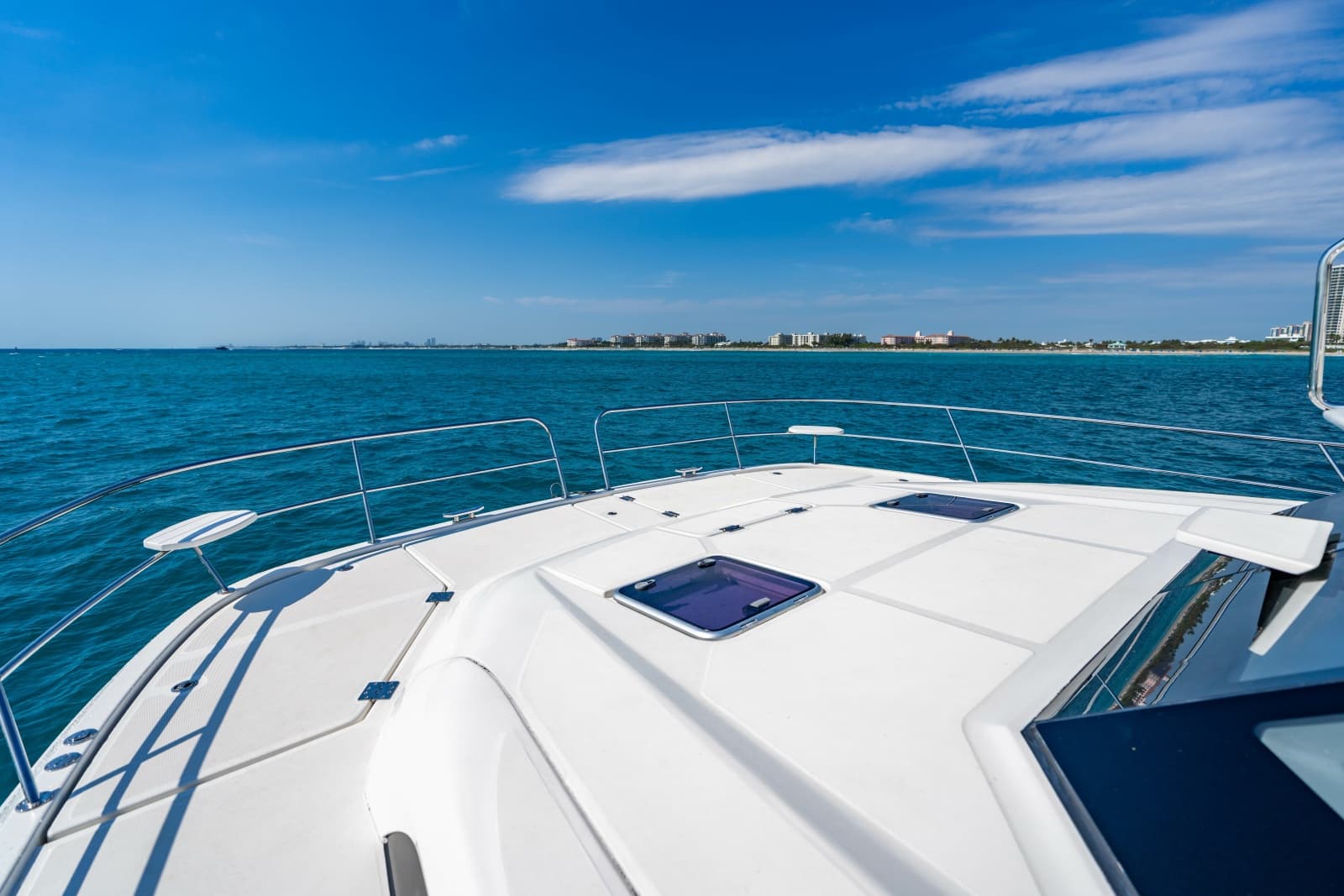 2024 Aquila 44 Yacht