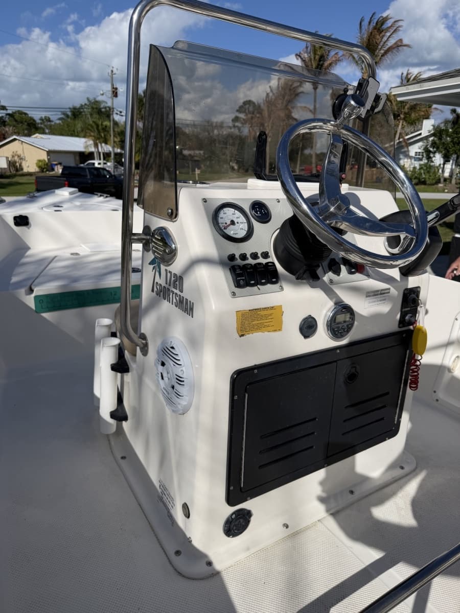 2014 Key West 1720 Sportsman