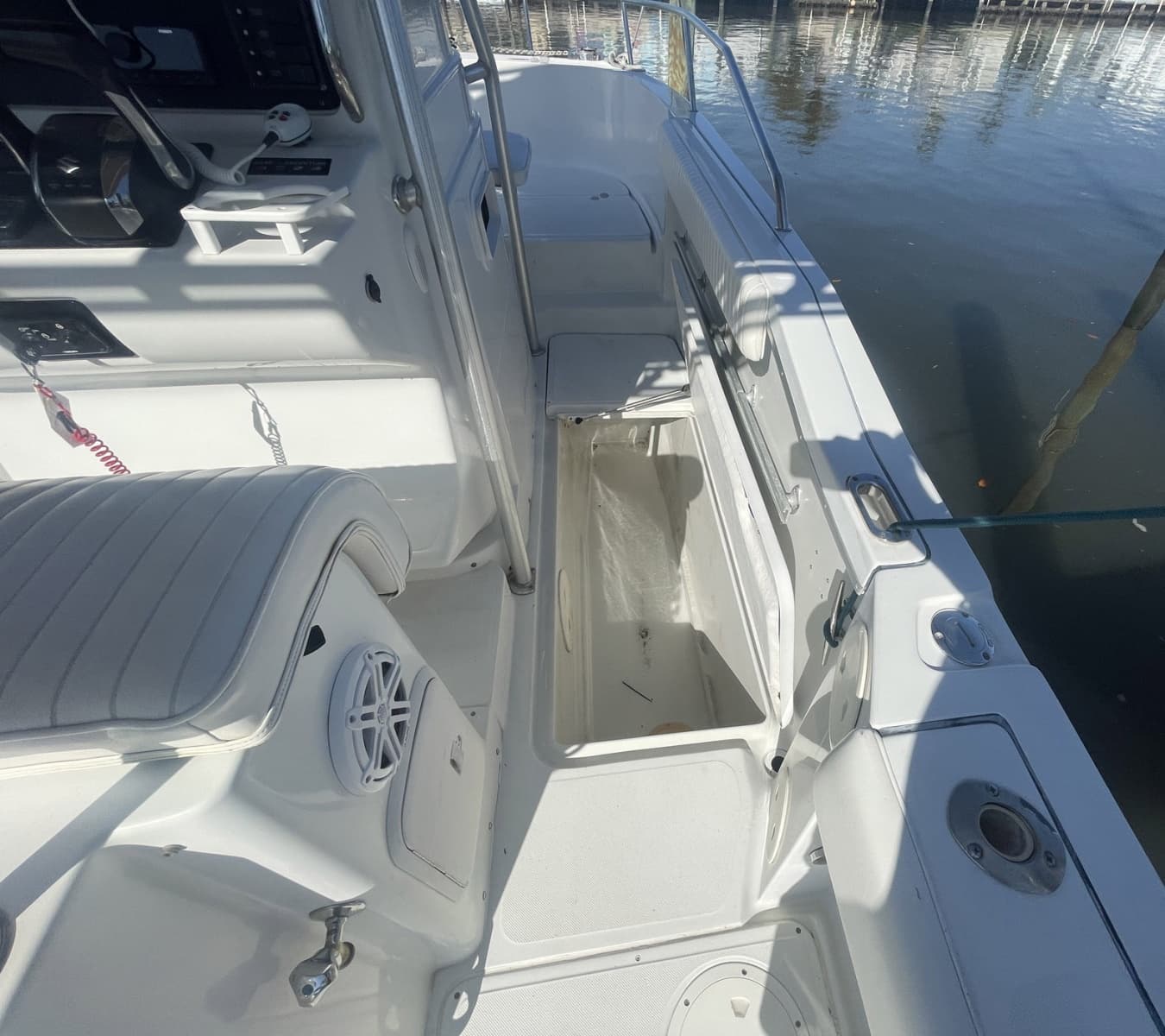 2005 Glacier Bay 260 Canyon Runner