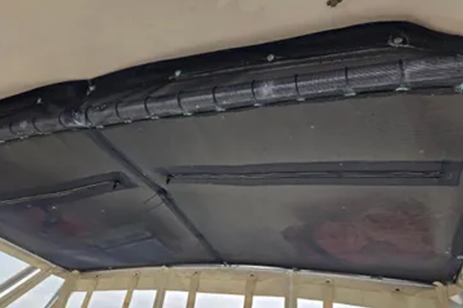 2004 Grady-White Express 330