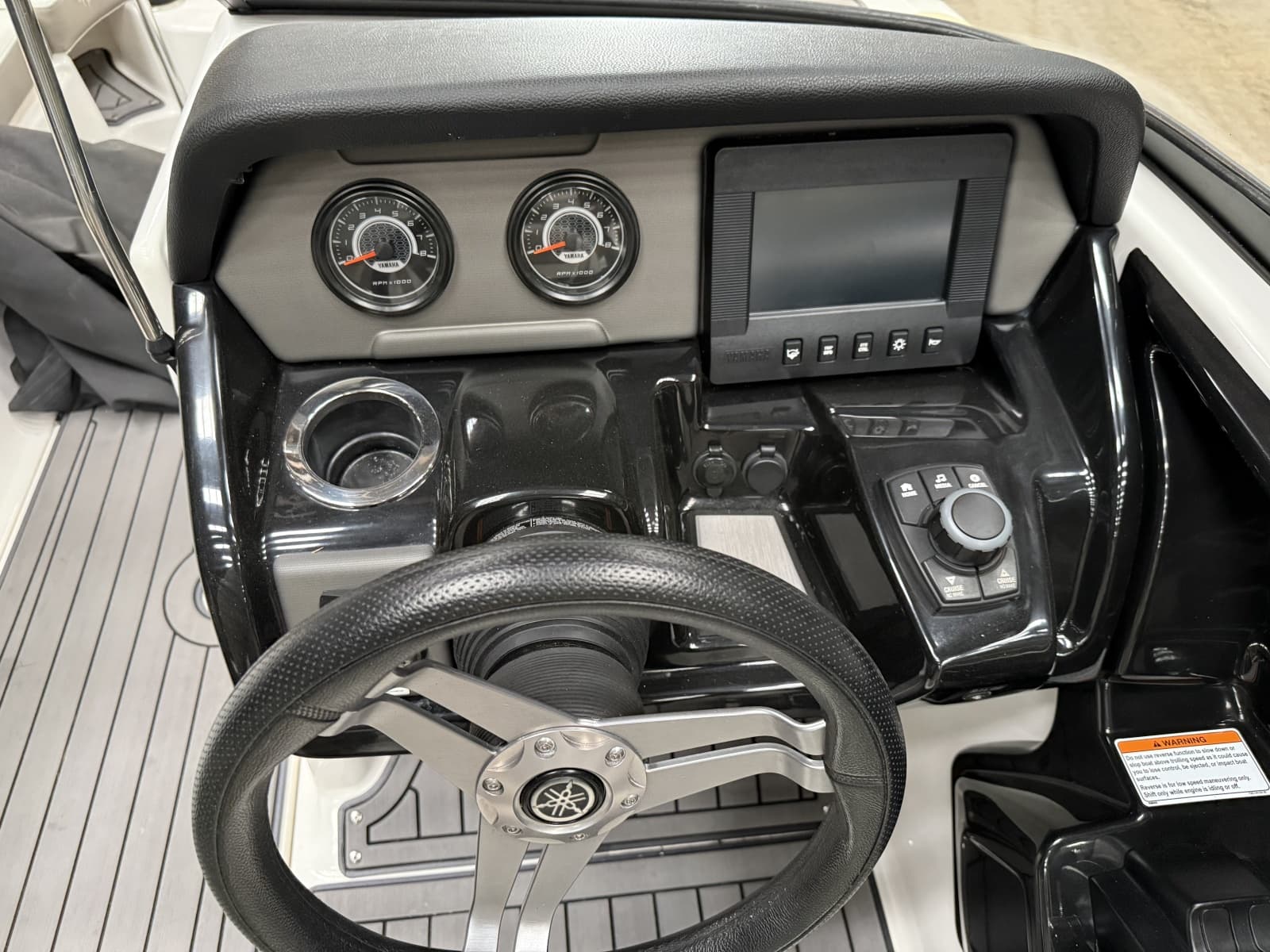 2018 Yamaha Boats 212 Limited S