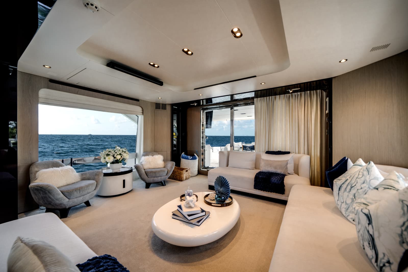 2020 Azimut GRANDE 27M - Photo 14