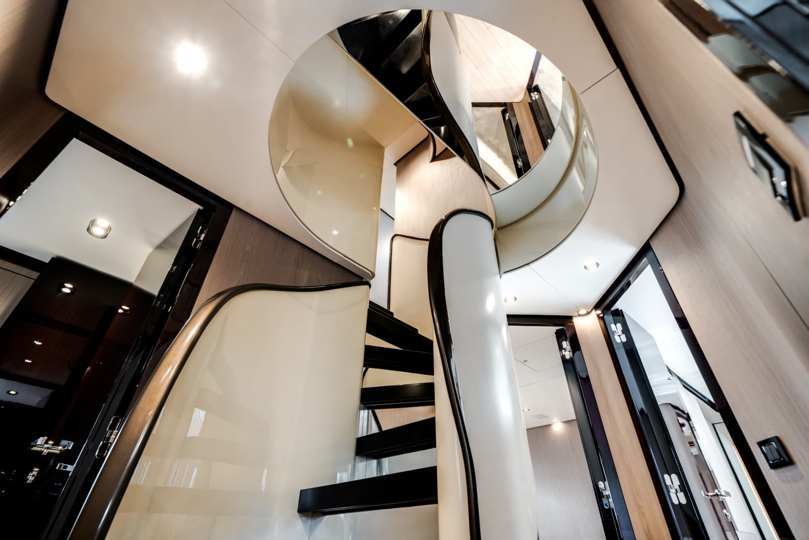 2020 Azimut GRANDE 27M - Photo 35