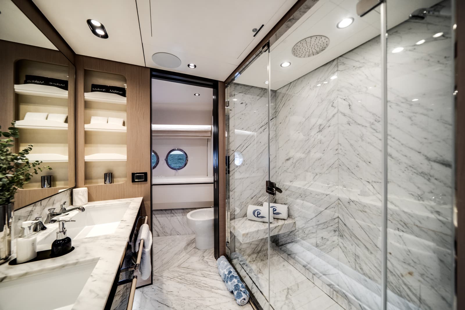 2020 Azimut GRANDE 27M - Photo 30