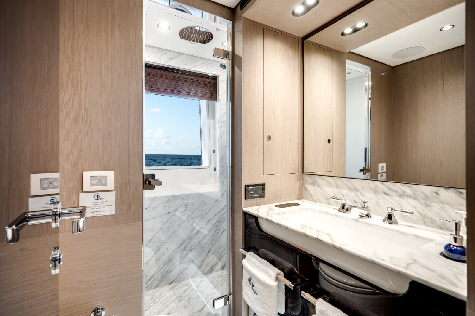2020 Azimut GRANDE 27M - Photo 49