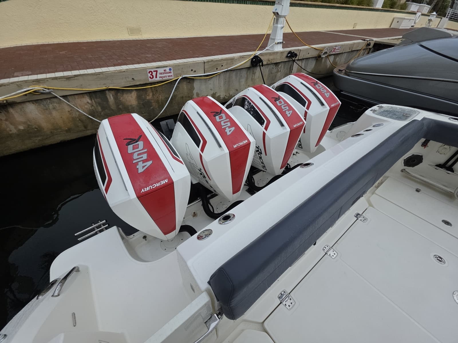 2021 Boston Whaler 420 Outrage - Photo 28