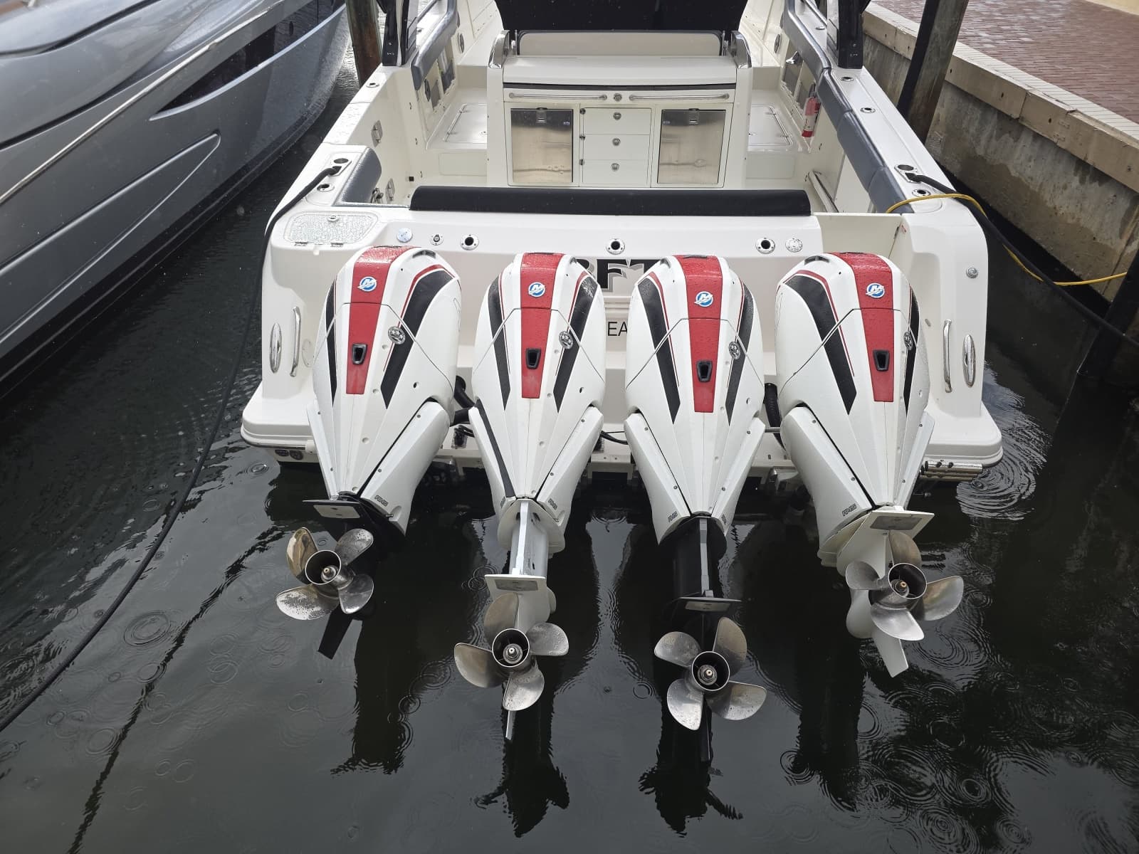 2021 Boston Whaler 420 Outrage - Photo 23