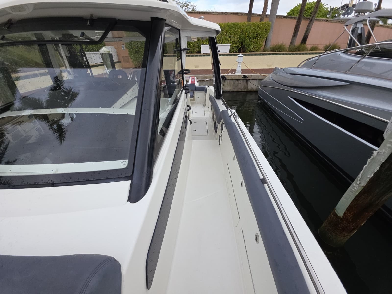 2021 Boston Whaler 420 Outrage - Photo 42