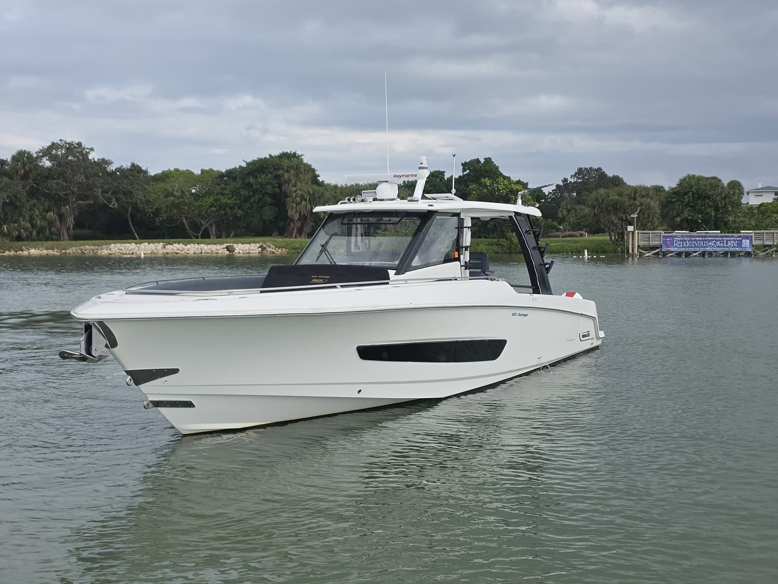 2021 Boston Whaler 420 Outrage - Photo 19