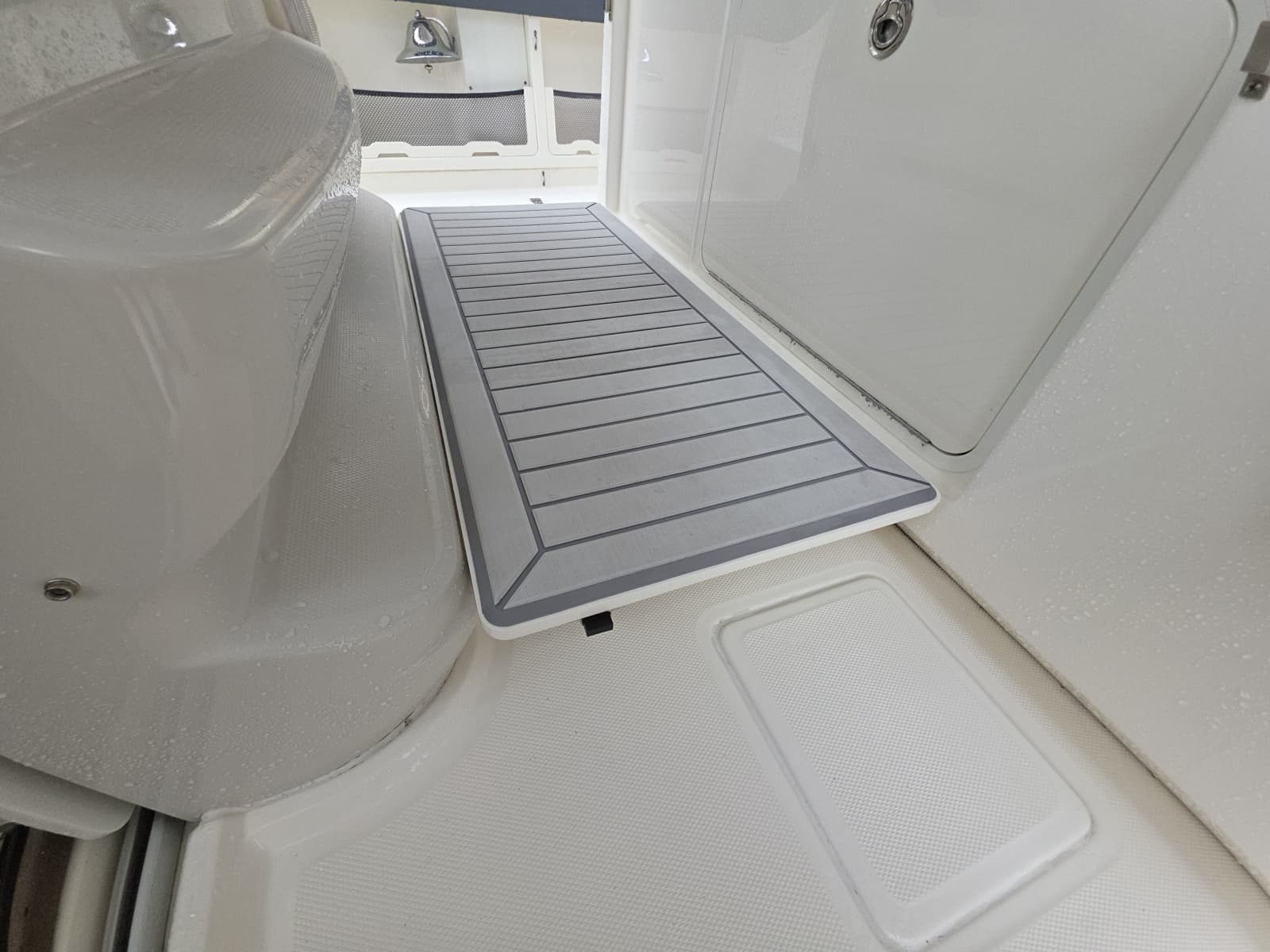 2021 Boston Whaler 420 Outrage - Photo 62