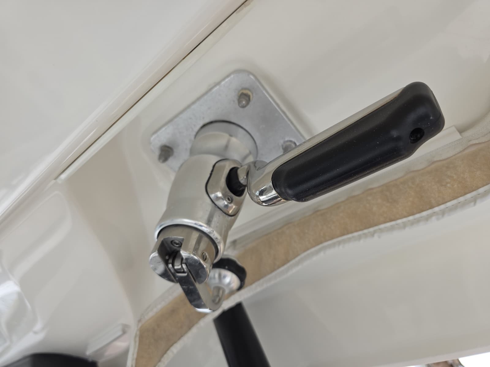 2021 Boston Whaler 420 Outrage - Photo 94