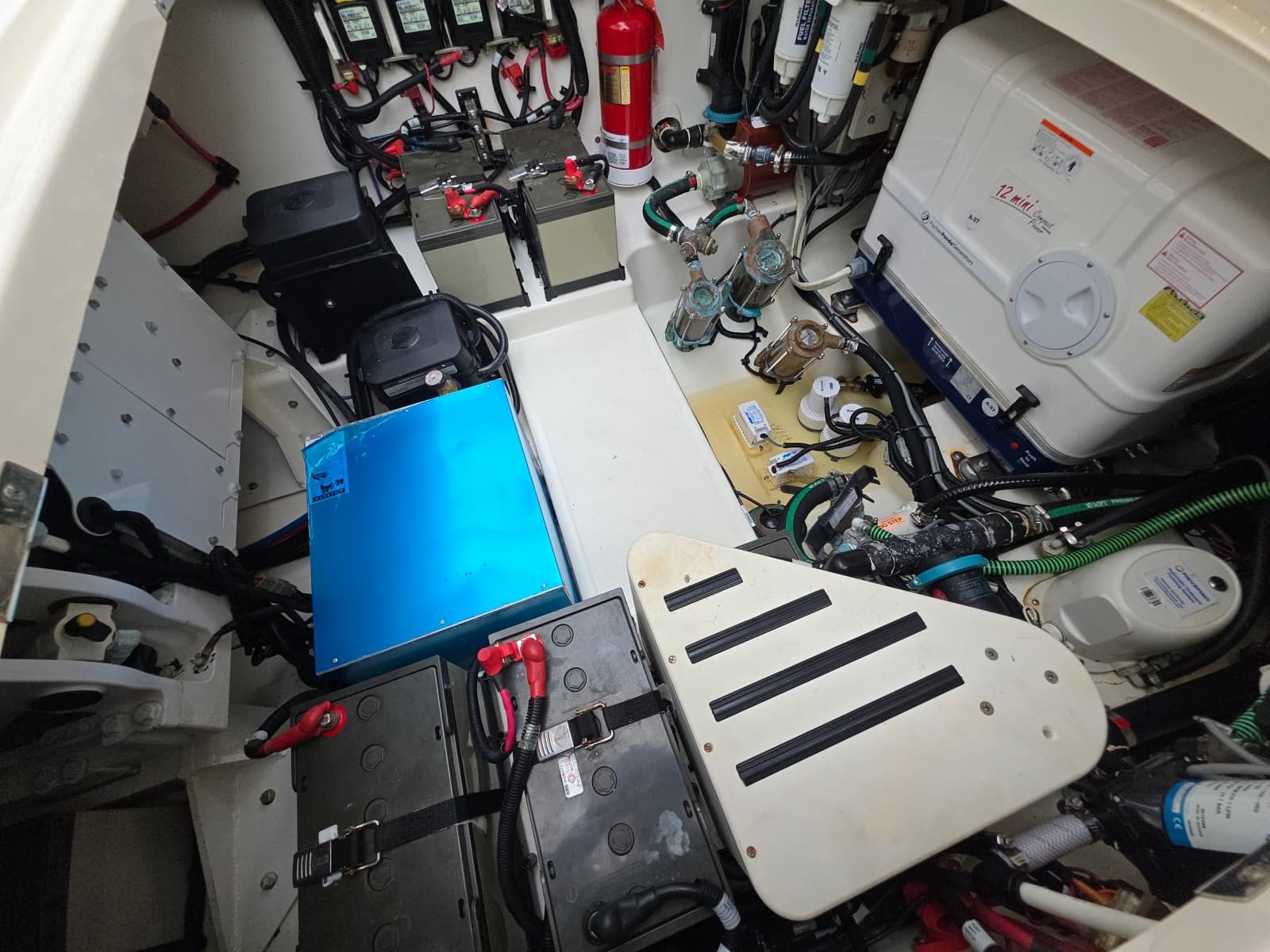 2021 Boston Whaler 420 Outrage - Photo 68