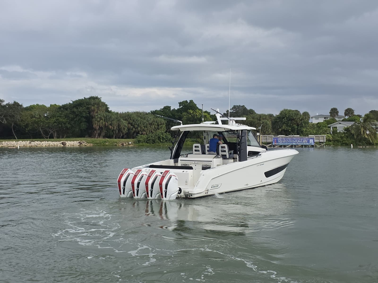 2021 Boston Whaler 420 Outrage - Photo 12