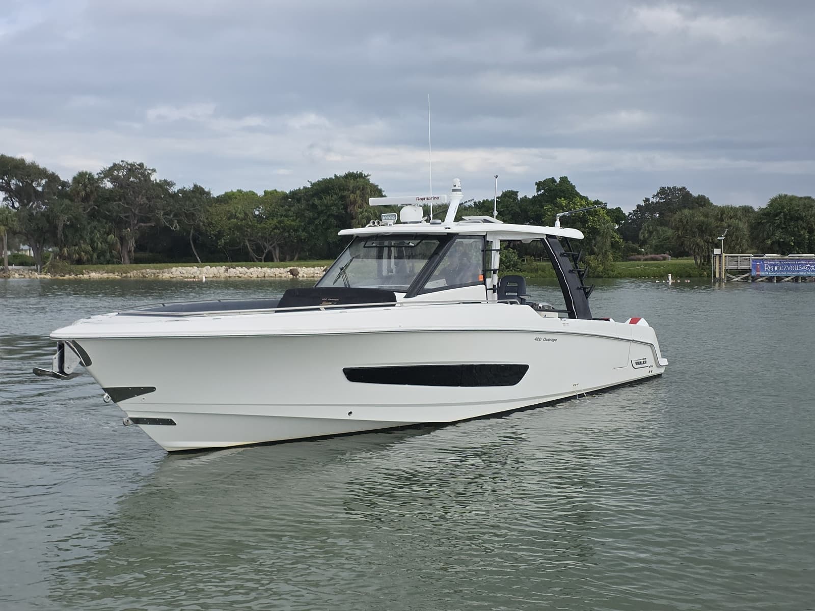 2021 Boston Whaler 420 Outrage - Photo 20