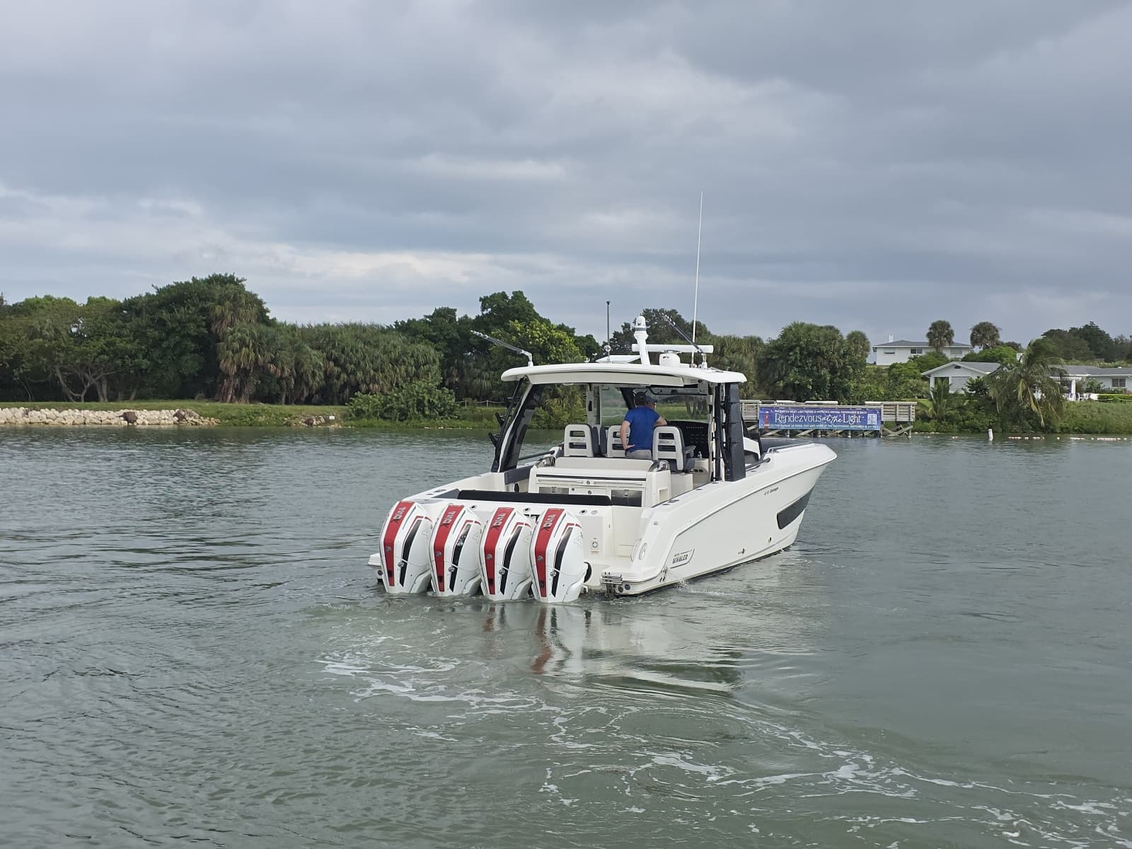 2021 Boston Whaler 420 Outrage - Photo 11