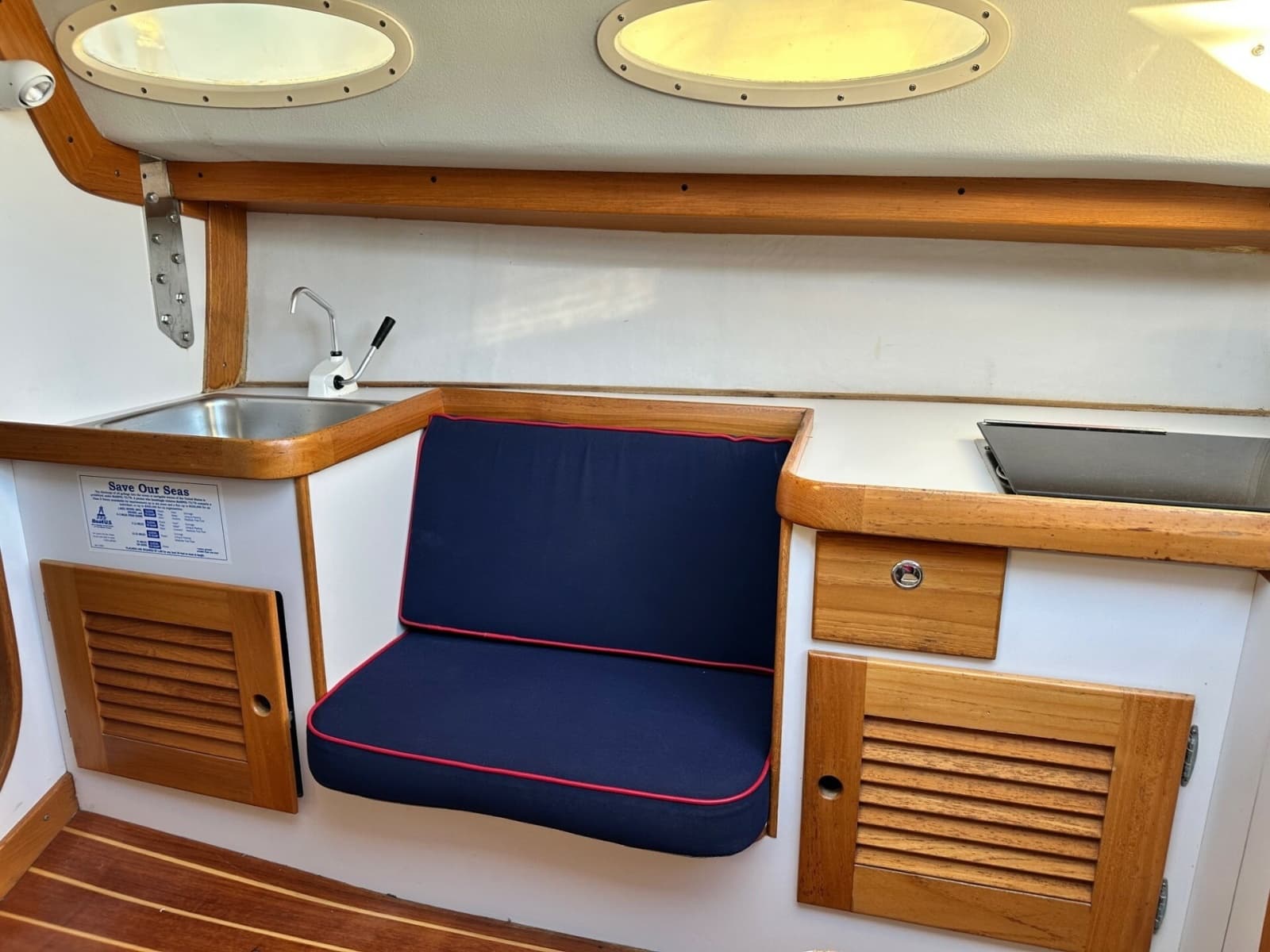 2002 Alerion Express - Photo 13