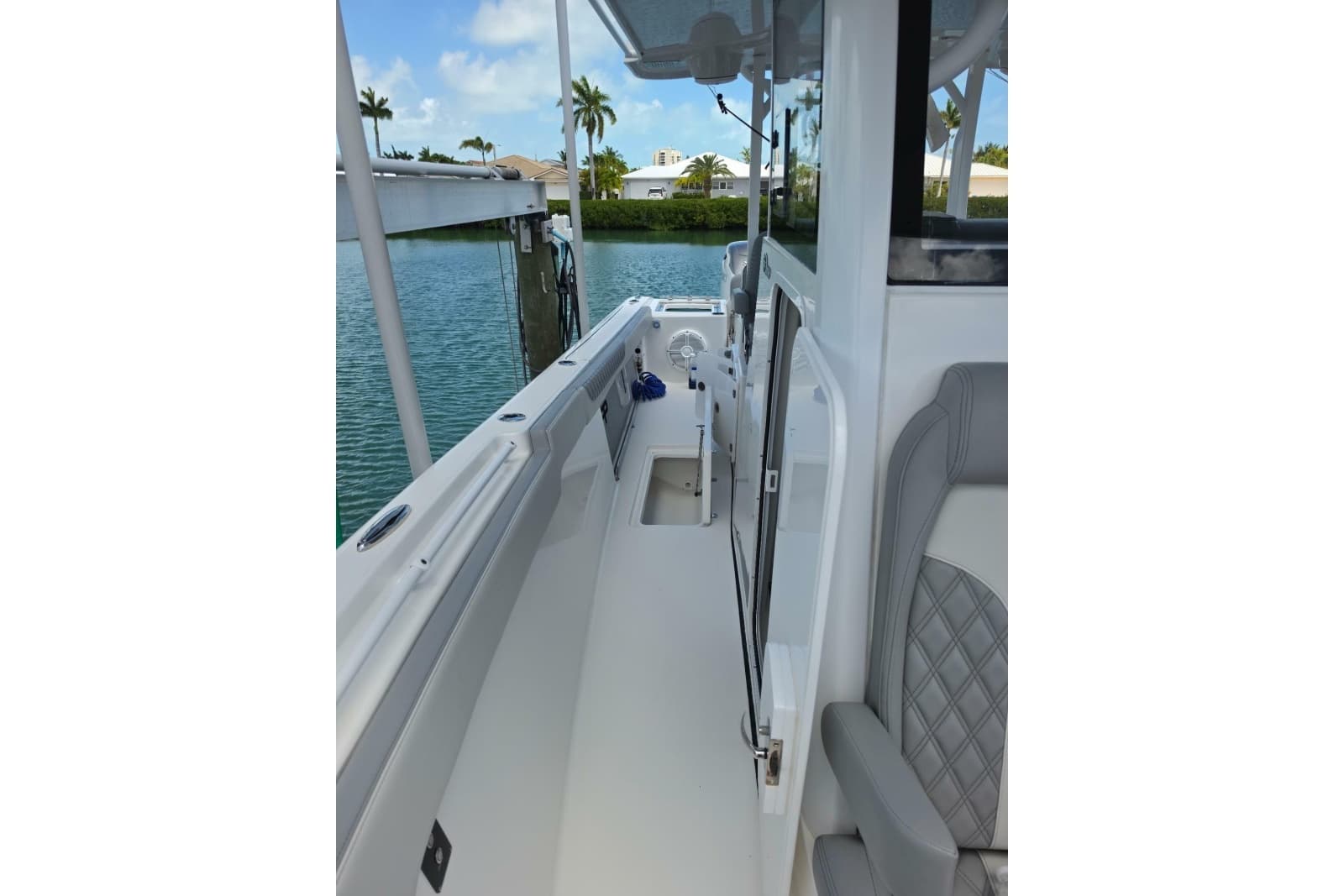 2024 Sea Pro 322 Offshore