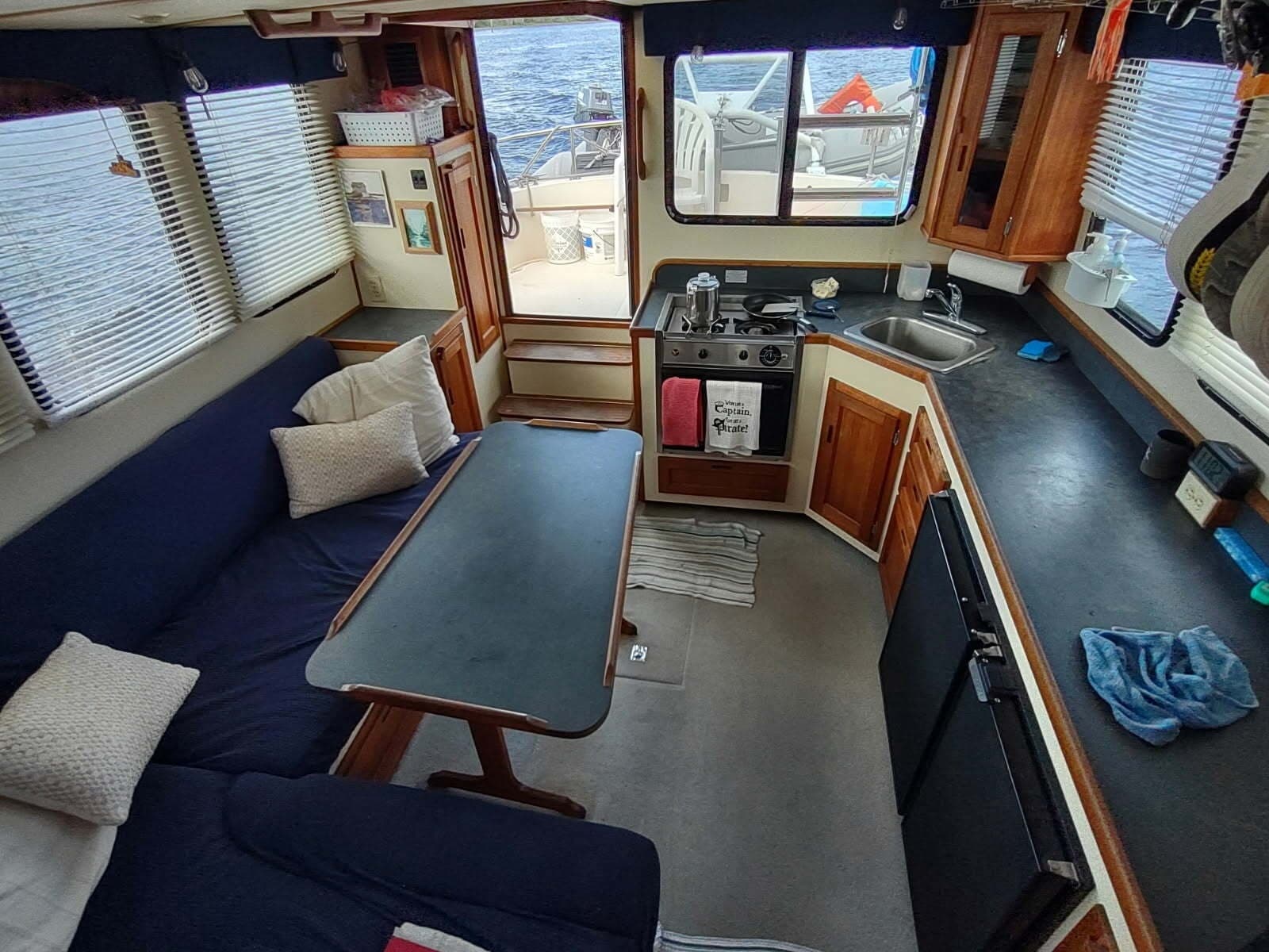 2000 Nordic Tugs Pilothouse Trawler 32