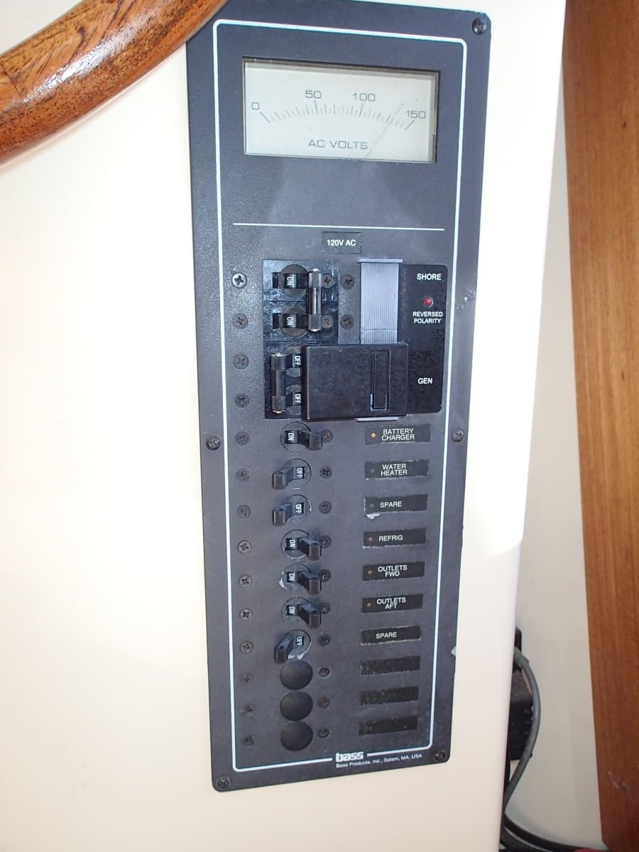 2000 Nordic Tugs Pilothouse Trawler 32