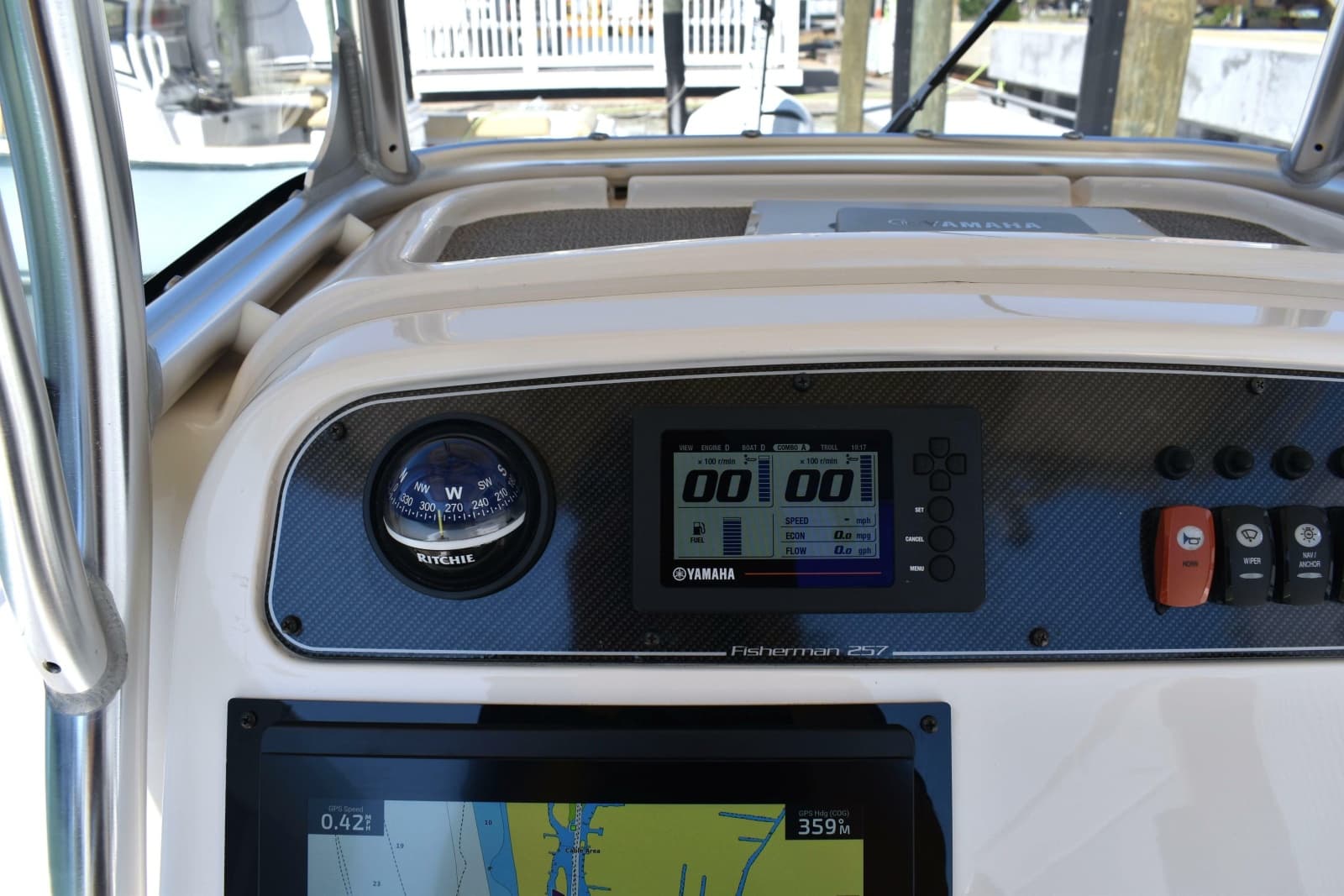 2017 Grady-White Fisherman 257 - Photo 25