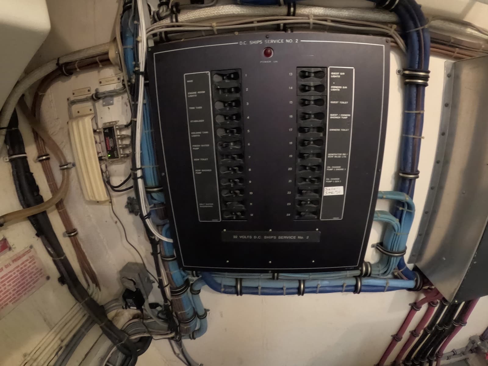 1987 Hatteras Motor Yacht