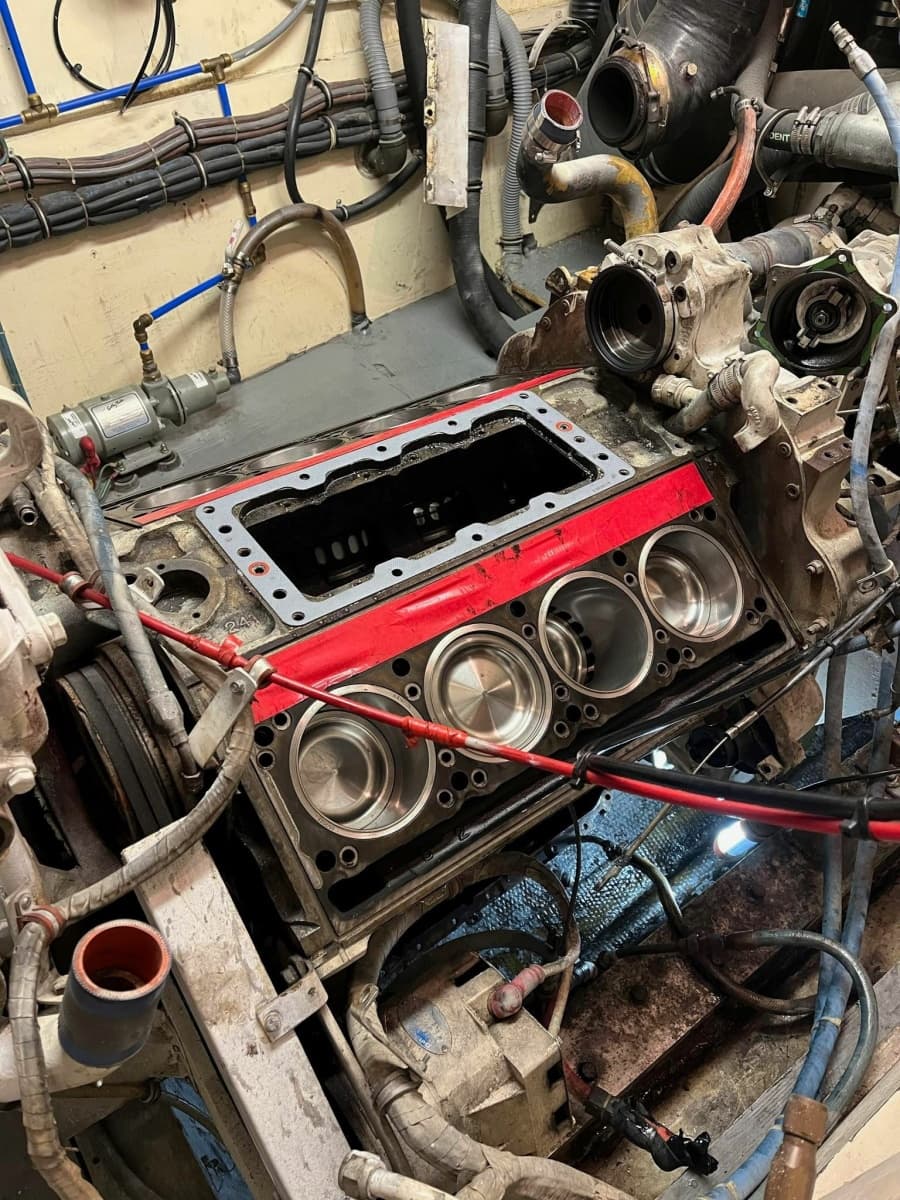 1987 Hatteras Motor Yacht